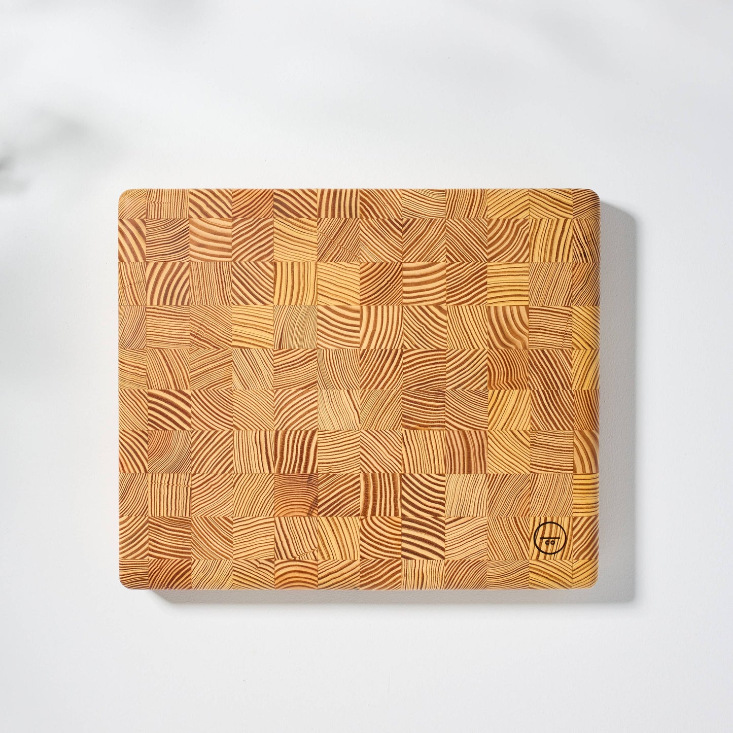 End Grain Cutting Board in Southern Yellow Pine - Jasper: Medium