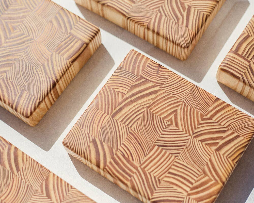 End Grain Cutting Board in Southern Yellow Pine - Jasper: Large