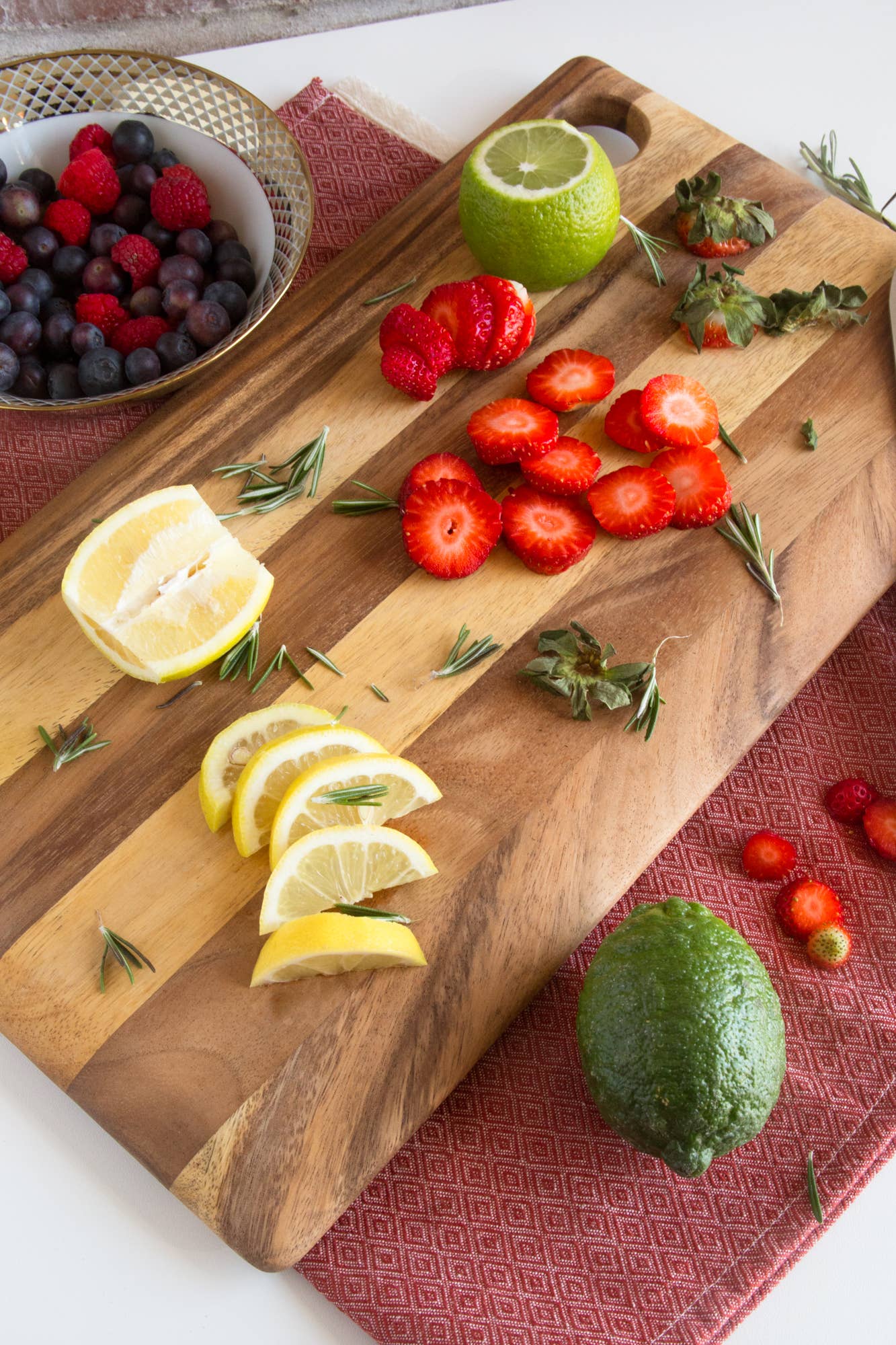 Everyday Cutting Board, Sapwood