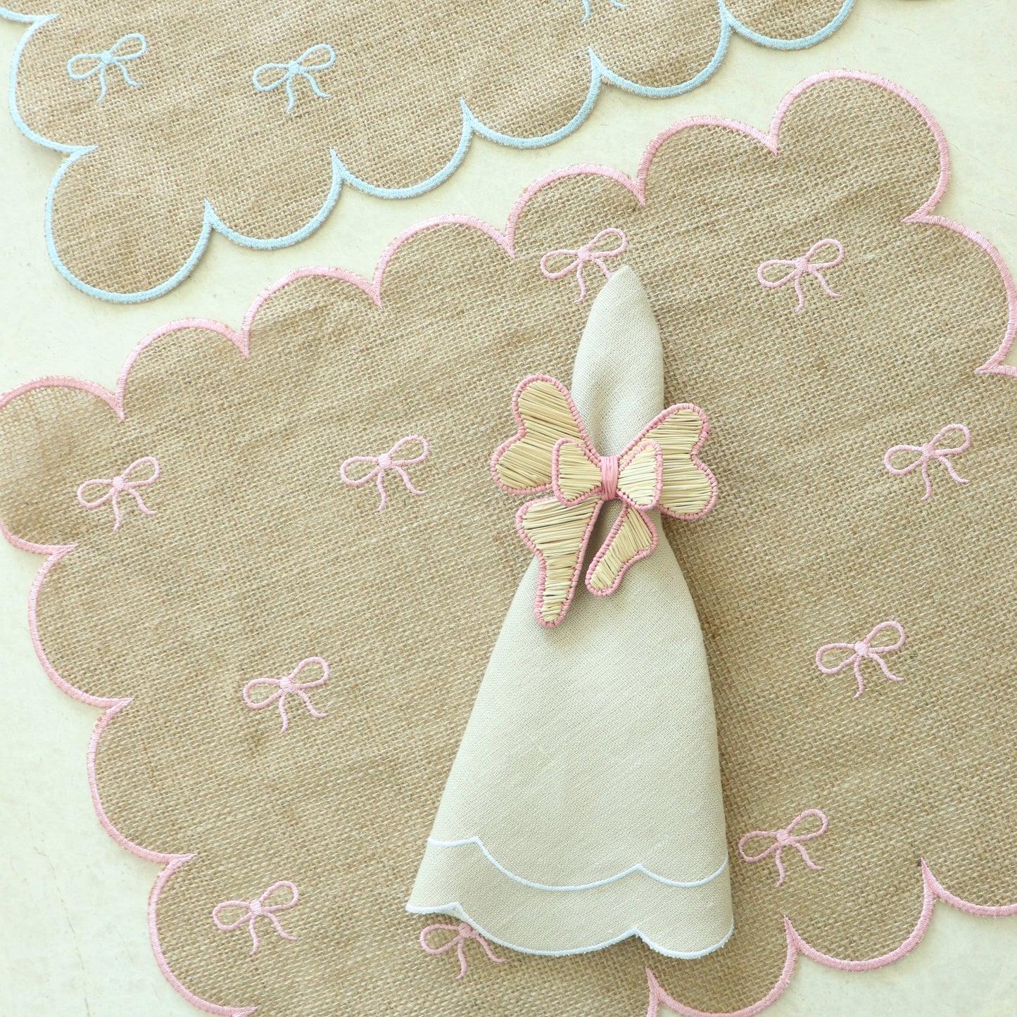 Rectangular Mini Bows Placemats: Soft Blue
